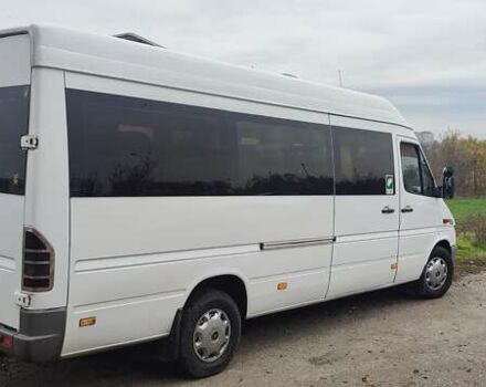 Білий Мерседес Sprinter, об'ємом двигуна 2.1 л та пробігом 500 тис. км за 12000 $, фото 1 на Automoto.ua