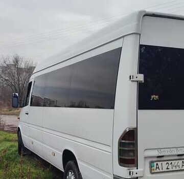 Білий Мерседес Sprinter, об'ємом двигуна 2.1 л та пробігом 500 тис. км за 12000 $, фото 3 на Automoto.ua