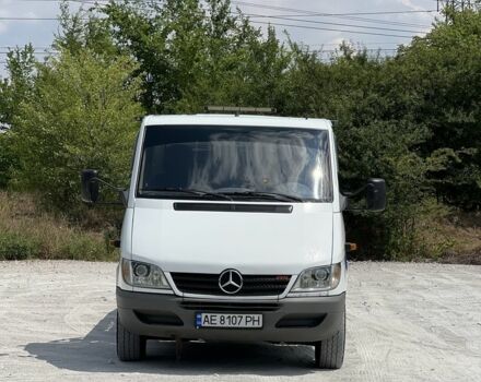 Белый Мерседес Sprinter, объемом двигателя 2.1 л и пробегом 500 тыс. км за 9800 $, фото 1 на Automoto.ua