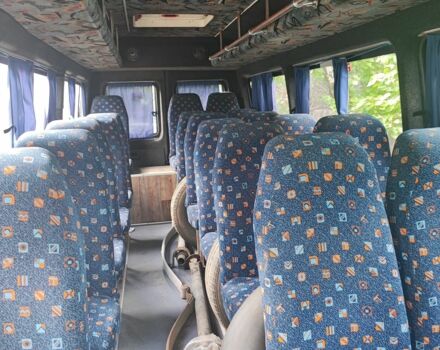 Белый Мерседес Sprinter, объемом двигателя 2.7 л и пробегом 600 тыс. км за 6000 $, фото 1 на Automoto.ua
