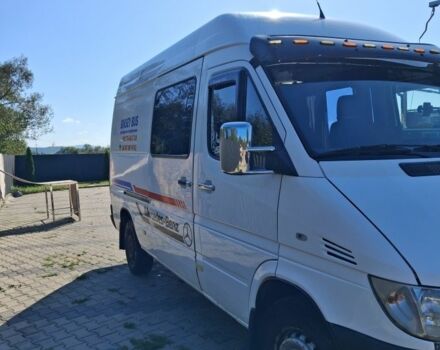 Білий Мерседес Sprinter, об'ємом двигуна 2 л та пробігом 700 тис. км за 8000 $, фото 1 на Automoto.ua