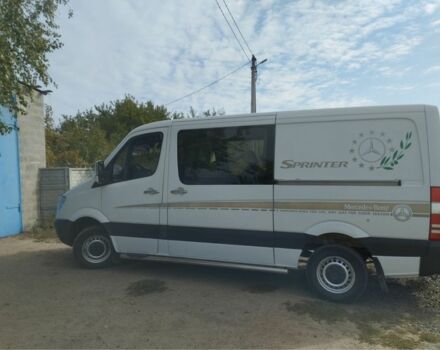 Белый Мерседес Sprinter, объемом двигателя 2.1 л и пробегом 340 тыс. км за 11100 $, фото 2 на Automoto.ua