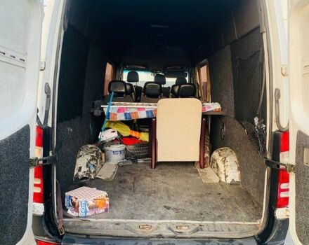 Белый Мерседес Sprinter, объемом двигателя 2.1 л и пробегом 500 тыс. км за 9500 $, фото 9 на Automoto.ua