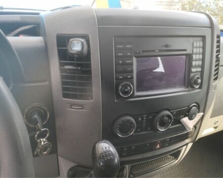 Белый Мерседес Sprinter, объемом двигателя 2.1 л и пробегом 340 тыс. км за 11100 $, фото 5 на Automoto.ua