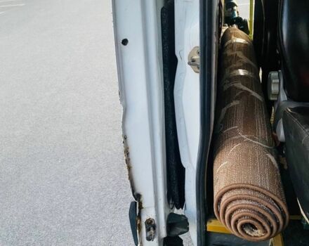 Белый Мерседес Sprinter, объемом двигателя 2.1 л и пробегом 500 тыс. км за 9500 $, фото 19 на Automoto.ua