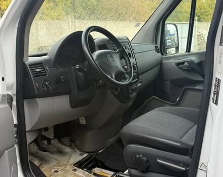 Мерседес Sprinter 2009 в Киеве на Automoto.ua Белый Мерседес Sprinter, объемом двигателя 2.14 л и пробегом 277 тыс. км за 28000 $, фото 4 на Automoto.ua