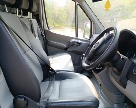 Белый Мерседес Sprinter, объемом двигателя 2.2 л и пробегом 165 тыс. км за 8964 $, фото 7 на Automoto.ua