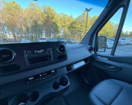 Белый Мерседес Sprinter, объемом двигателя 2 л и пробегом 74 тыс. км за 17000 $, фото 15 на Automoto.ua