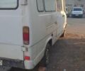 Белый Мерседес Sprinter, объемом двигателя 2.3 л и пробегом 300 тыс. км за 2800 $, фото 6 на Automoto.ua