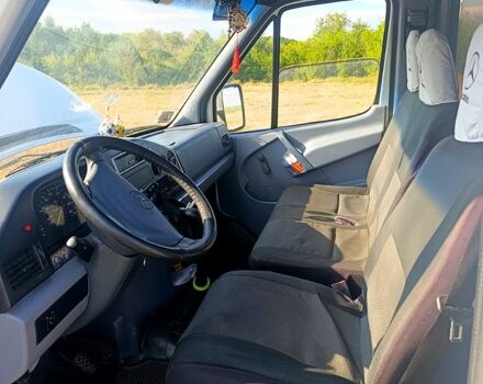 Белый Мерседес Sprinter, объемом двигателя 2.3 л и пробегом 435 тыс. км за 4299 $, фото 9 на Automoto.ua