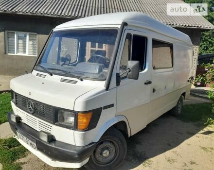Белый Мерседес Sprinter, объемом двигателя 0 л и пробегом 360 тыс. км за 3300 $, фото 2 на Automoto.ua