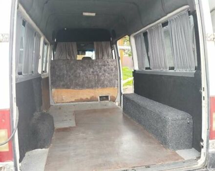Белый Мерседес Sprinter, объемом двигателя 2.3 л и пробегом 620 тыс. км за 4800 $, фото 3 на Automoto.ua