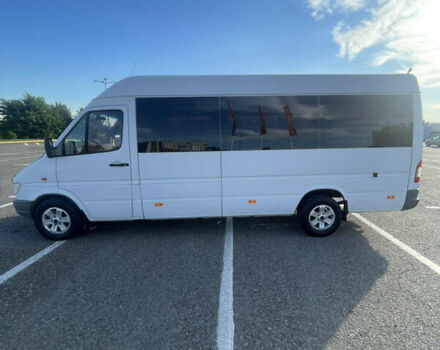 Белый Мерседес Sprinter, объемом двигателя 2.87 л и пробегом 300 тыс. км за 8800 $, фото 1 на Automoto.ua
