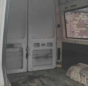 Білий Мерседес Sprinter, об'ємом двигуна 2.3 л та пробігом 850 тис. км за 4000 $, фото 5 на Automoto.ua