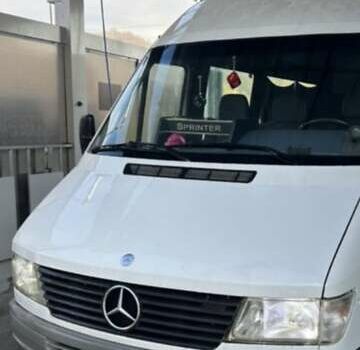 Білий Мерседес Sprinter, об'ємом двигуна 0 л та пробігом 600 тис. км за 4500 $, фото 15 на Automoto.ua