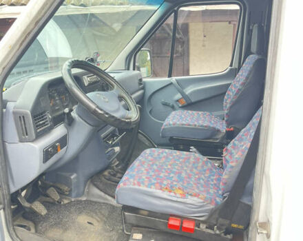 Мерседес Sprinter 1996 в Голованевске на Automoto.ua Белый Мерседес Sprinter, объемом двигателя 2.3 л и пробегом 312 тыс. км за 5100 $, фото 6 на Automoto.ua