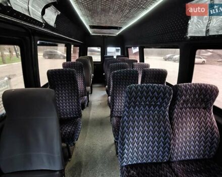 Белый Мерседес Sprinter, объемом двигателя 2.9 л и пробегом 300 тыс. км за 7000 $, фото 5 на Automoto.ua