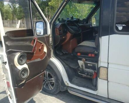 Белый Мерседес Sprinter, объемом двигателя 2.9 л и пробегом 350 тыс. км за 6000 $, фото 14 на Automoto.ua