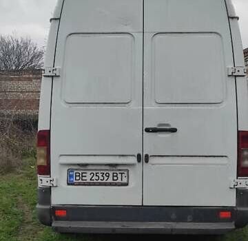 Білий Мерседес Sprinter, об'ємом двигуна 2.3 л та пробігом 850 тис. км за 4000 $, фото 2 на Automoto.ua