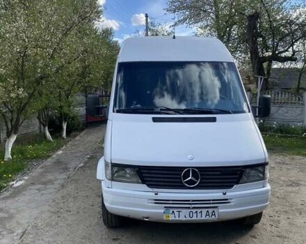 Белый Мерседес Sprinter, объемом двигателя 2.87 л и пробегом 850 тыс. км за 4500 $, фото 8 на Automoto.ua