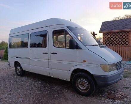 Белый Мерседес Sprinter, объемом двигателя 2.3 л и пробегом 3 тыс. км за 3600 $, фото 2 на Automoto.ua