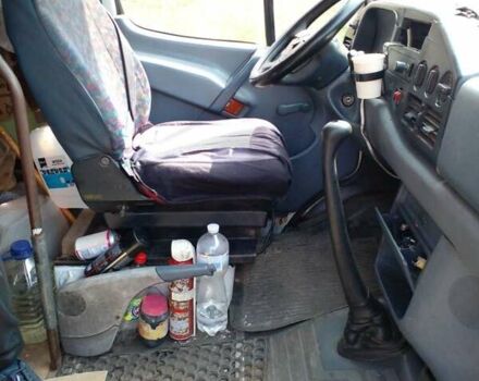 Белый Мерседес Sprinter, объемом двигателя 2.3 л и пробегом 450 тыс. км за 3999 $, фото 7 на Automoto.ua