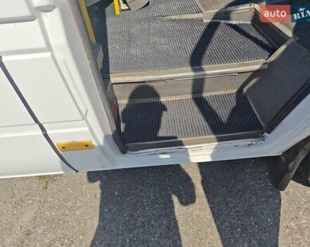 Белый Мерседес Sprinter, объемом двигателя 2.3 л и пробегом 800 тыс. км за 8900 $, фото 17 на Automoto.ua