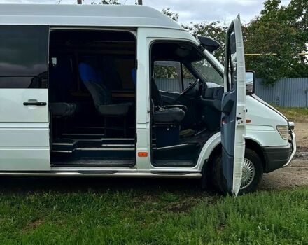Белый Мерседес Sprinter, объемом двигателя 2.9 л и пробегом 650 тыс. км за 8500 $, фото 2 на Automoto.ua