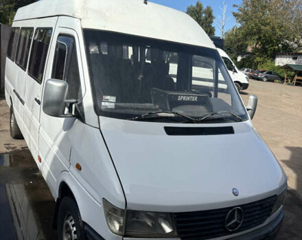 Белый Мерседес Sprinter, объемом двигателя 2.9 л и пробегом 211 тыс. км за 6600 $, фото 1 на Automoto.ua