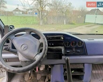 Белый Мерседес Sprinter, объемом двигателя 2.9 л и пробегом 821 тыс. км за 6800 $, фото 7 на Automoto.ua
