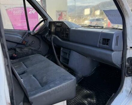 Белый Мерседес Sprinter, объемом двигателя 2.87 л и пробегом 4 тыс. км за 3500 $, фото 4 на Automoto.ua