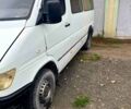 Белый Мерседес Sprinter, объемом двигателя 2.3 л и пробегом 300 тыс. км за 5600 $, фото 4 на Automoto.ua