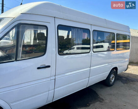 Белый Мерседес Sprinter, объемом двигателя 2.9 л и пробегом 211 тыс. км за 6600 $, фото 3 на Automoto.ua