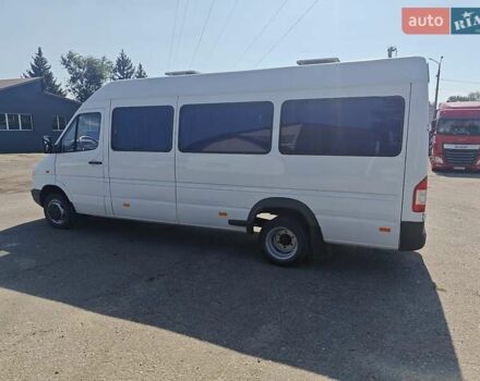 Белый Мерседес Sprinter, объемом двигателя 2.3 л и пробегом 800 тыс. км за 8900 $, фото 6 на Automoto.ua