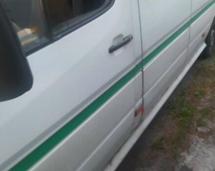 Белый Мерседес Sprinter, объемом двигателя 2.9 л и пробегом 600 тыс. км за 9000 $, фото 11 на Automoto.ua