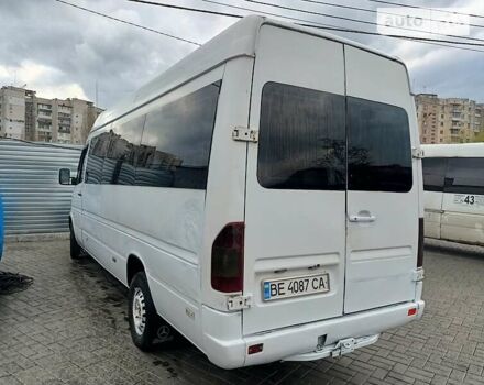 Белый Мерседес Sprinter, объемом двигателя 2.9 л и пробегом 570 тыс. км за 7000 $, фото 2 на Automoto.ua