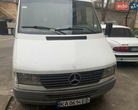 Белый Мерседес Sprinter, объемом двигателя 2.9 л и пробегом 950 тыс. км за 9500 $, фото 6 на Automoto.ua