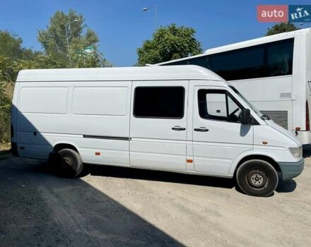 Белый Мерседес Sprinter, объемом двигателя 2.9 л и пробегом 400 тыс. км за 9500 $, фото 9 на Automoto.ua