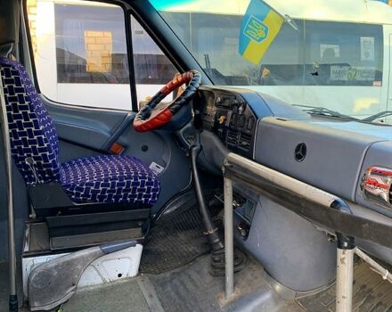 Белый Мерседес Sprinter, объемом двигателя 2.9 л и пробегом 100 тыс. км за 6500 $, фото 4 на Automoto.ua
