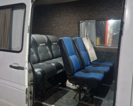 Белый Мерседес Sprinter, объемом двигателя 2.9 л и пробегом 777 тыс. км за 3650 $, фото 3 на Automoto.ua