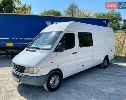 Белый Мерседес Sprinter, объемом двигателя 2.9 л и пробегом 400 тыс. км за 9500 $, фото 5 на Automoto.ua