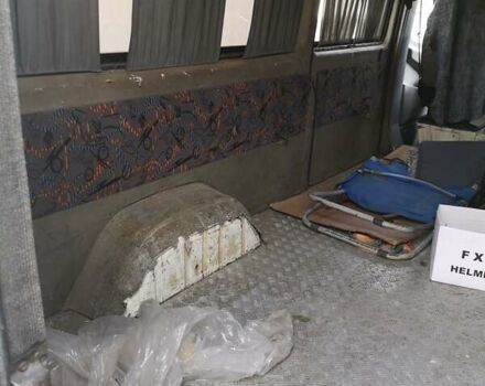 Белый Мерседес Sprinter, объемом двигателя 0 л и пробегом 560 тыс. км за 5000 $, фото 8 на Automoto.ua