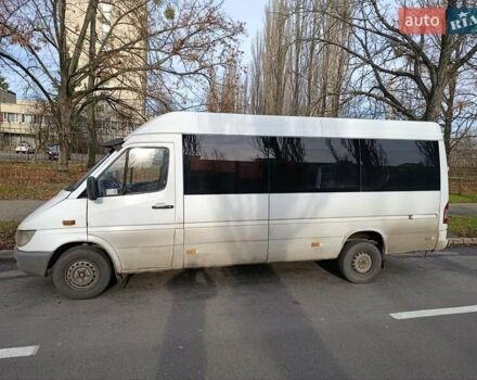 Белый Мерседес Sprinter, объемом двигателя 2.9 л и пробегом 397 тыс. км за 5800 $, фото 1 на Automoto.ua