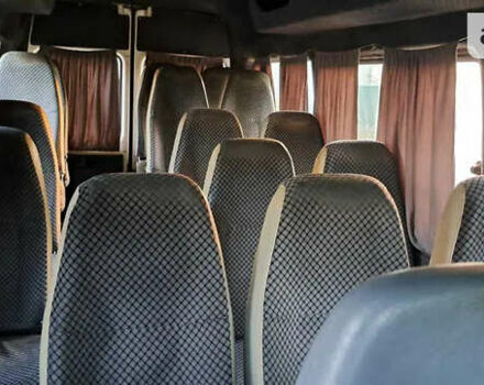 Белый Мерседес Sprinter, объемом двигателя 2.9 л и пробегом 570 тыс. км за 5300 $, фото 3 на Automoto.ua