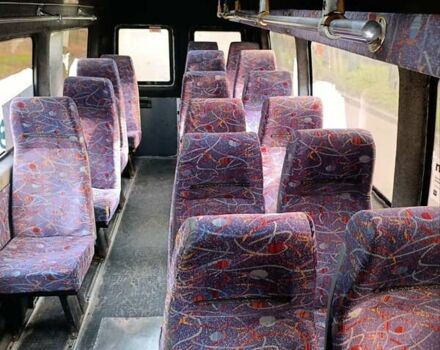 Белый Мерседес Sprinter, объемом двигателя 2.9 л и пробегом 397 тыс. км за 5800 $, фото 3 на Automoto.ua