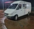 Белый Мерседес Sprinter, объемом двигателя 2.9 л и пробегом 777 тыс. км за 3650 $, фото 2 на Automoto.ua