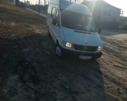 Белый Мерседес Sprinter, объемом двигателя 2.9 л и пробегом 700 тыс. км за 5600 $, фото 2 на Automoto.ua