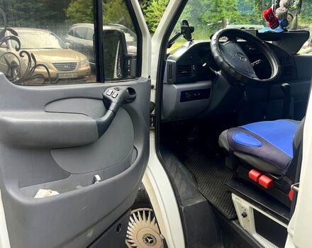 Білий Мерседес Sprinter, об'ємом двигуна 2.9 л та пробігом 300 тис. км за 10200 $, фото 5 на Automoto.ua