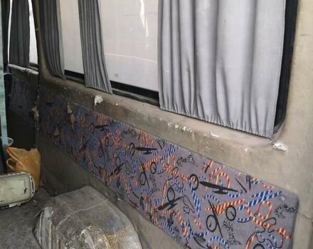 Белый Мерседес Sprinter, объемом двигателя 0 л и пробегом 560 тыс. км за 5000 $, фото 6 на Automoto.ua