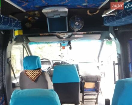 Белый Мерседес Sprinter, объемом двигателя 0 л и пробегом 700 тыс. км за 12000 $, фото 3 на Automoto.ua